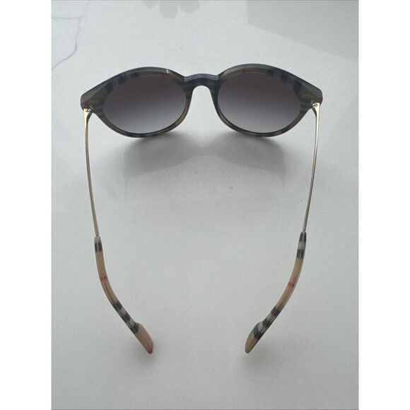 Burberry BE4296 Designer Sunglasses Black Grey Gradient Plaid main image 13